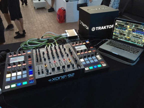Traktor Kontrol D2 - WMC
