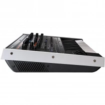 Roland Jupiter Xm