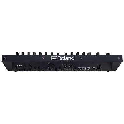 Roland Jupiter Xm