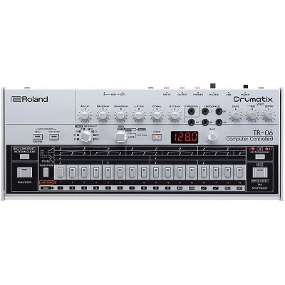Roland TR-06