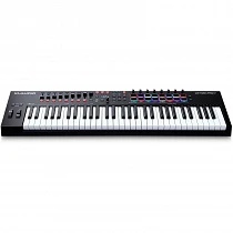M-Audio Oxygen Pro 61 Front Angle