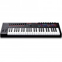 M-Audio Oxygen Pro 49 Front Angle