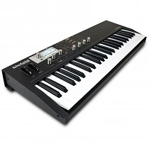 Waldorf Blofeld Keyboard Black Angled