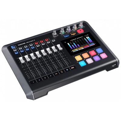 Tascam Mixcast 4 Angle