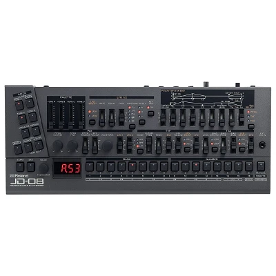 Roland JD 08
