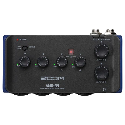 Zoom AMS-44