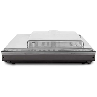 Decksaver UF8 Cover Side