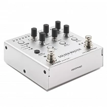 Endorphin.es Golden Master Pedal Angled