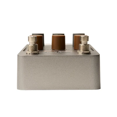 Universal Audio UAFX OX Stomp Dynamic Speaker Emulator Front