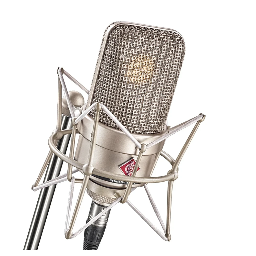 Neumann TLM 49