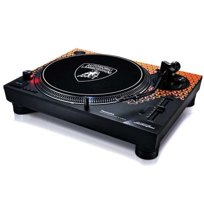 Technics SL-1200M7B Naranja Angle