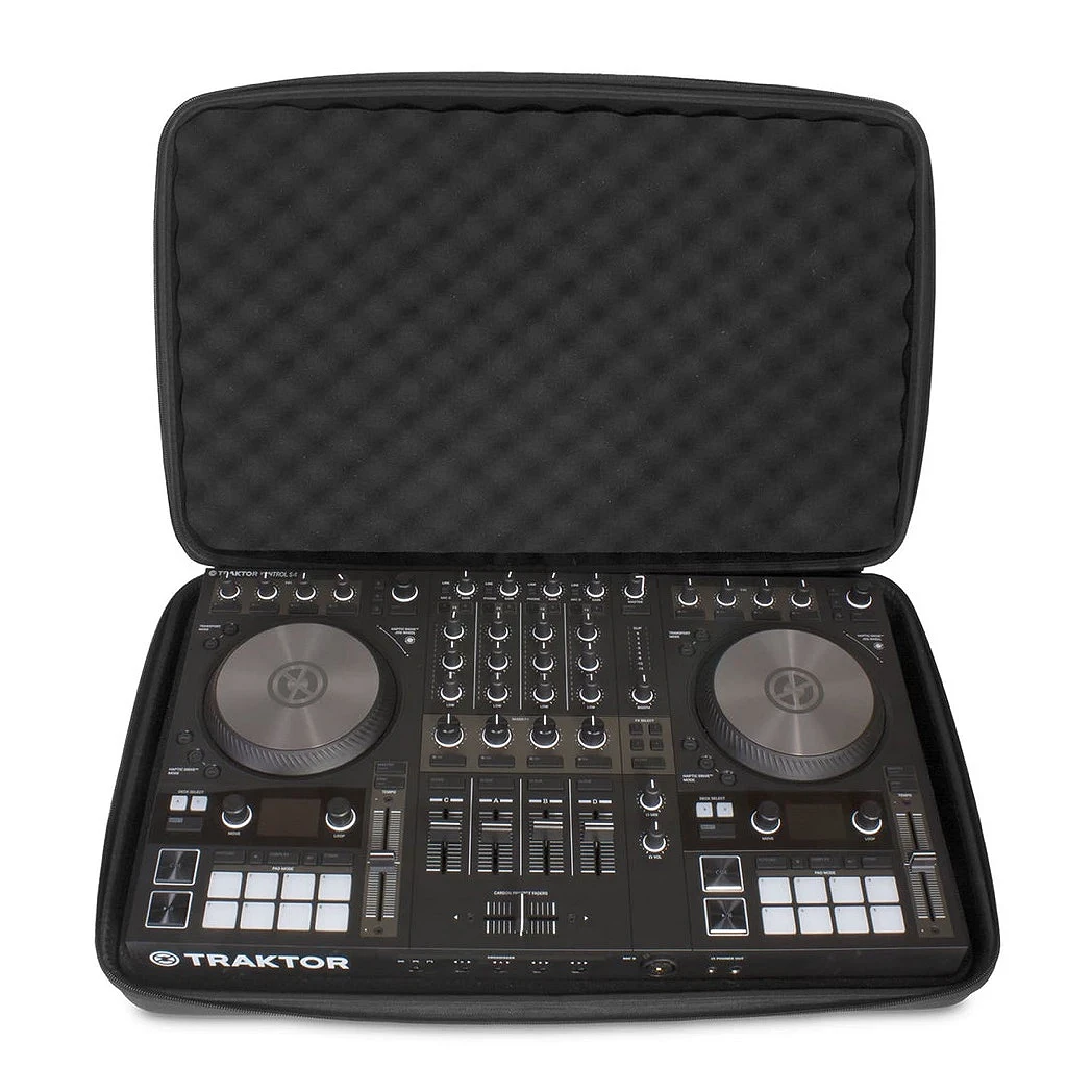 UDG Creator Controller Hardcase Large Black MK2 U8302BL