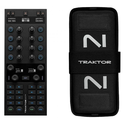 Native Instruments Traktor X1 MK3 Modular Bag Bundle