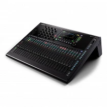 Allen & Heath QU-6D angled