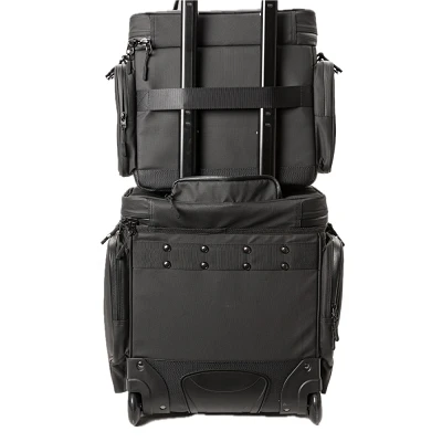 Ejemplo de como se complementa con Solid Blaze Vinyl-Trolley