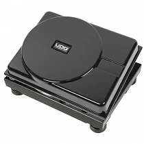 UDG Ultimate Turntable Cover U94115BL angle